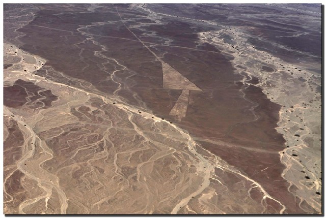 Foto 1 - Aeronasca voo linhas de nazca