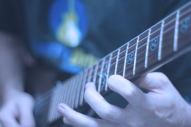 Aulas de guitarra- violão e baixo online